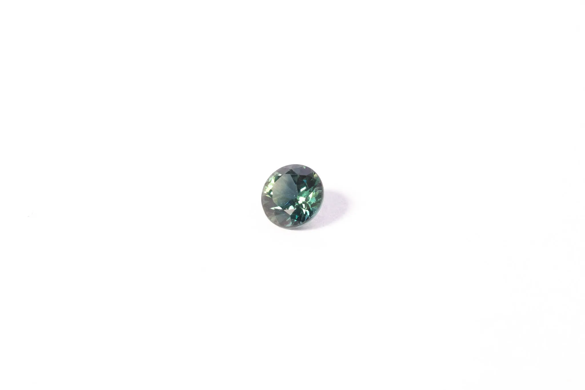 5mm Sapphire: 0.65ct Round - Teal Green sold by Sophie Divett Jewelry product image thumbnail 4