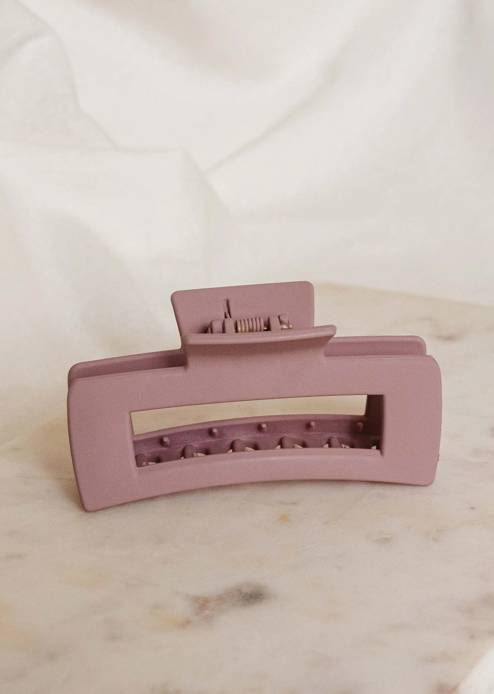 Claw Hair Clips - Mimi & August sold by Velvet Heartbeat product image thumbnail 3