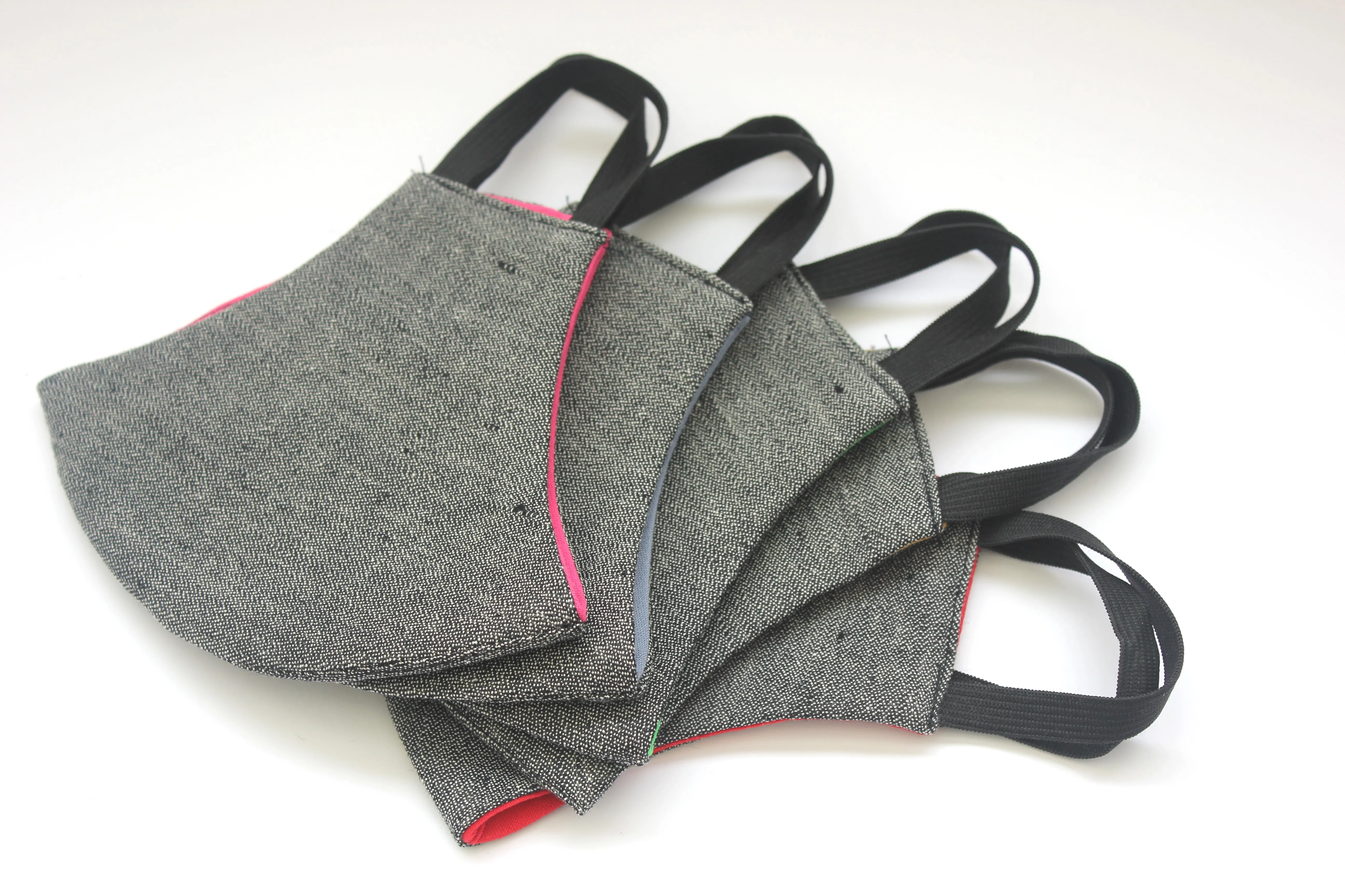 XtraComfort | Face Masks (pack of 5)| Triple-layer | Reusable, washable, reversible | Linen & Cotton | Citizen Women sold by Citizen Women product image thumbnail 3