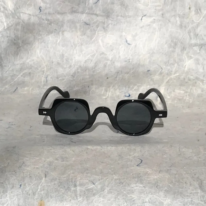 Sunglasses Squrare Peg sold by Sly Studio
