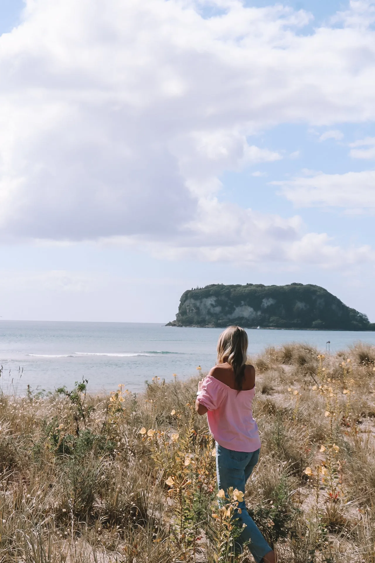 Sunday Rosé Top sold by Love Knot War product image thumbnail 4