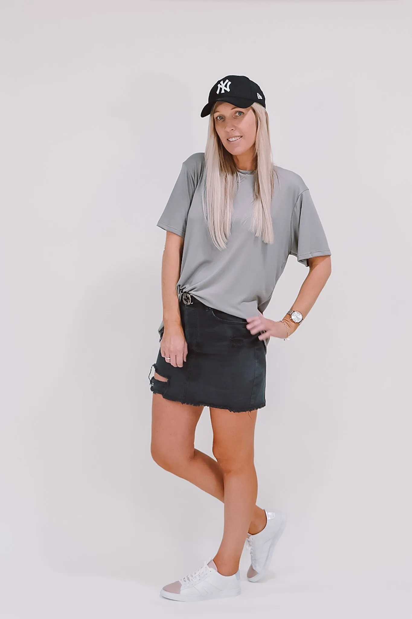 Lulu Tee sold by Love Knot War