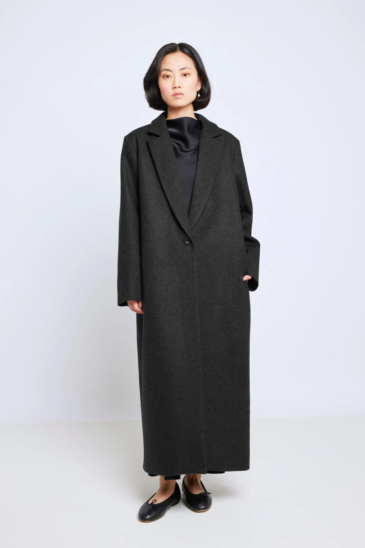 Challenge Accepted coat - Black sold by Twenty-Seven Names product image thumbnail 3