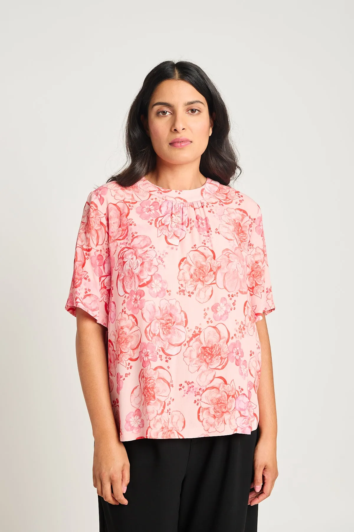 Peony tee - Red sold by Twenty-Seven Names product image thumbnail 2