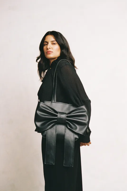 Caitlin Snell + twenty-seven names | Market Bow Bag - Black made by Twenty-Seven Names