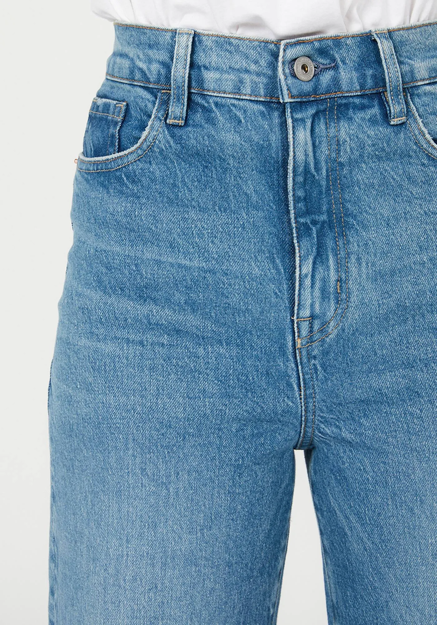 Ellie High Rise Wide Leg Jean sold by Untouched World product image thumbnail 3