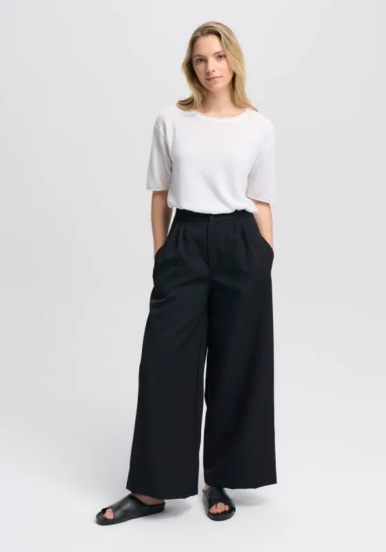 Elanie Pant sold by Untouched World