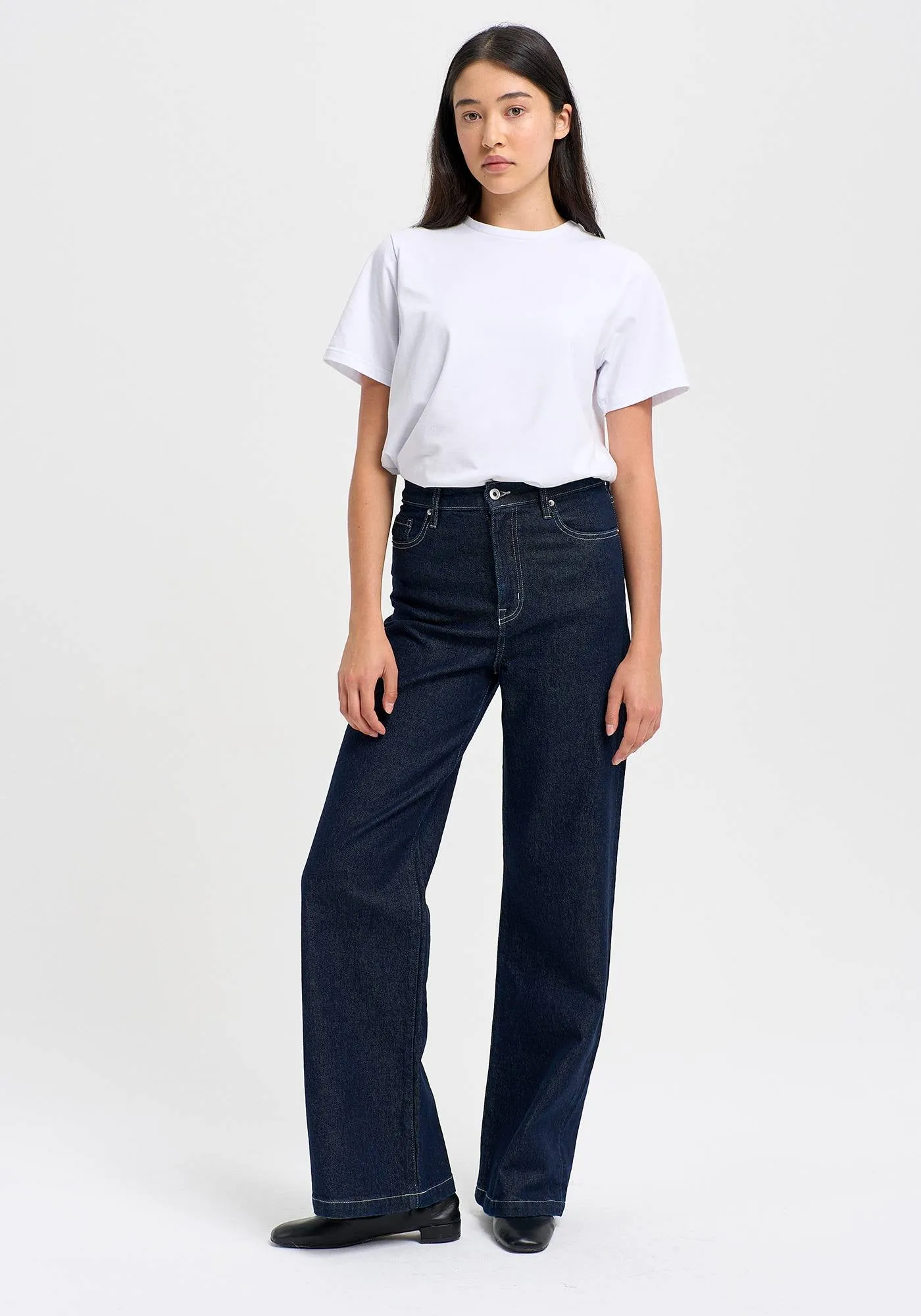 Zoe High Rise Straight Jean sold by Untouched World