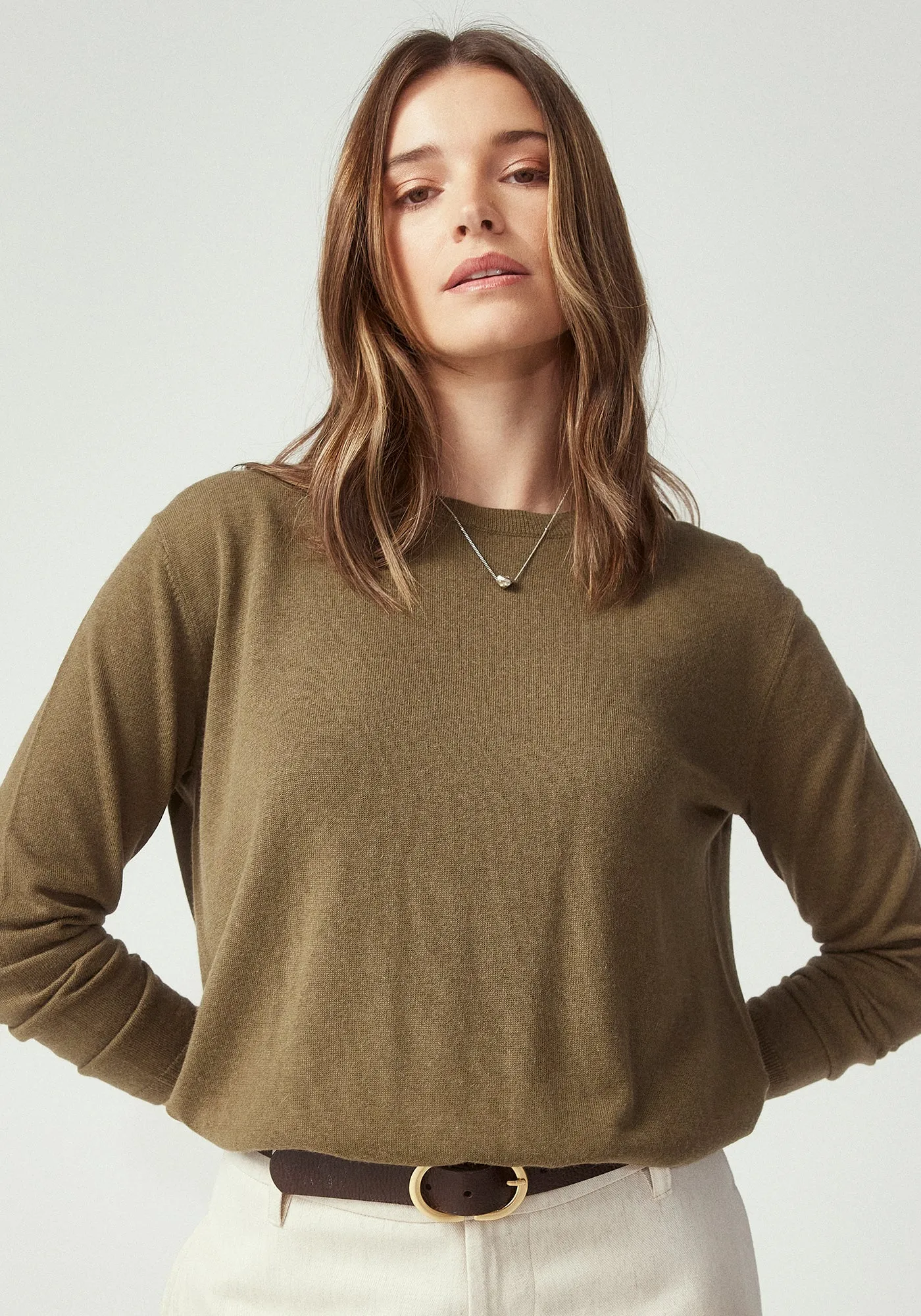 Esther Crew - Vine Green sold by Untouched World product image thumbnail 5