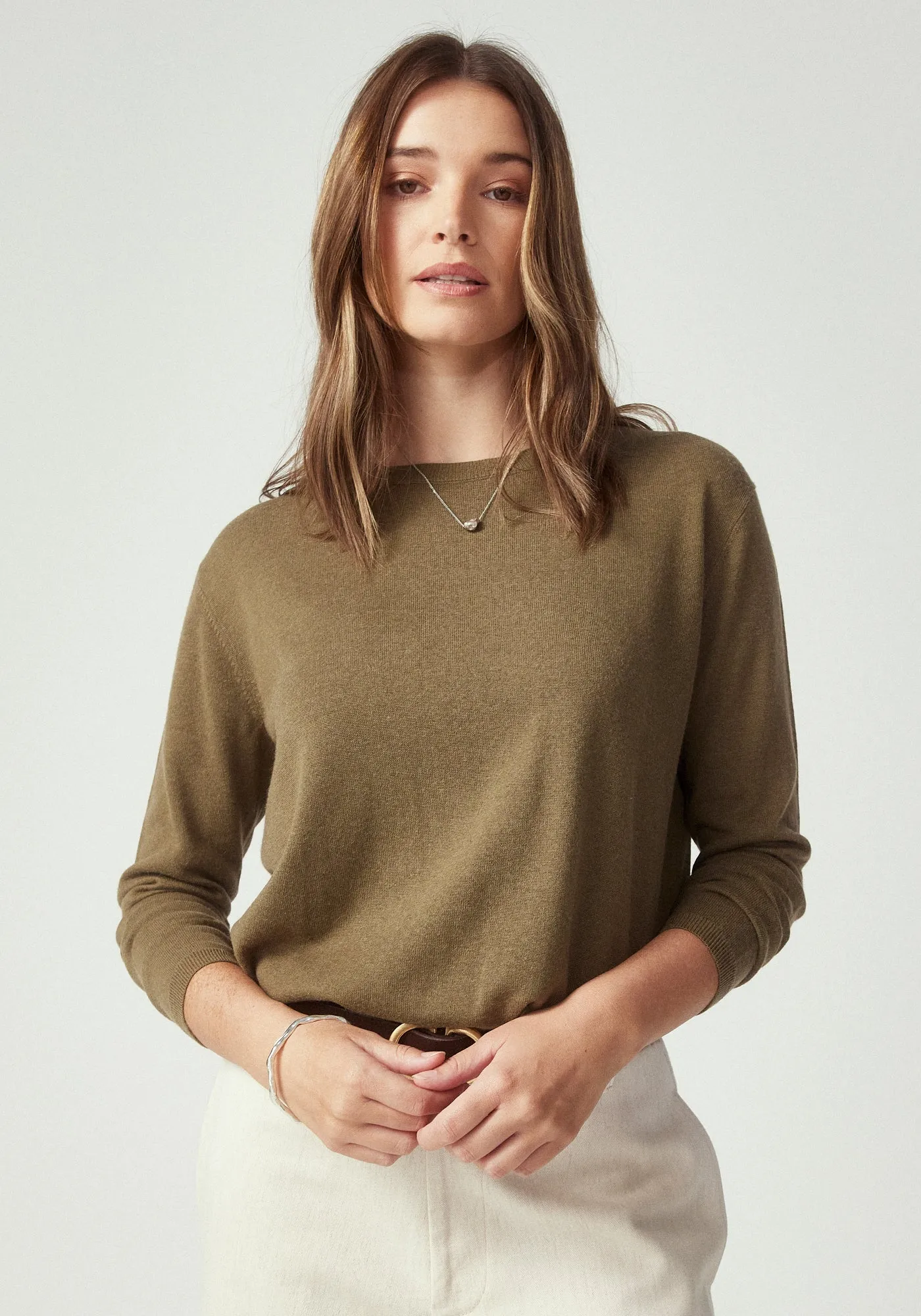 Esther Crew - Vine Green sold by Untouched World product image thumbnail 4