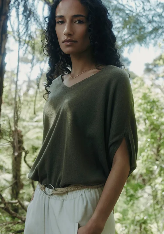 Maderia Cape - Vine Green made by Untouched World