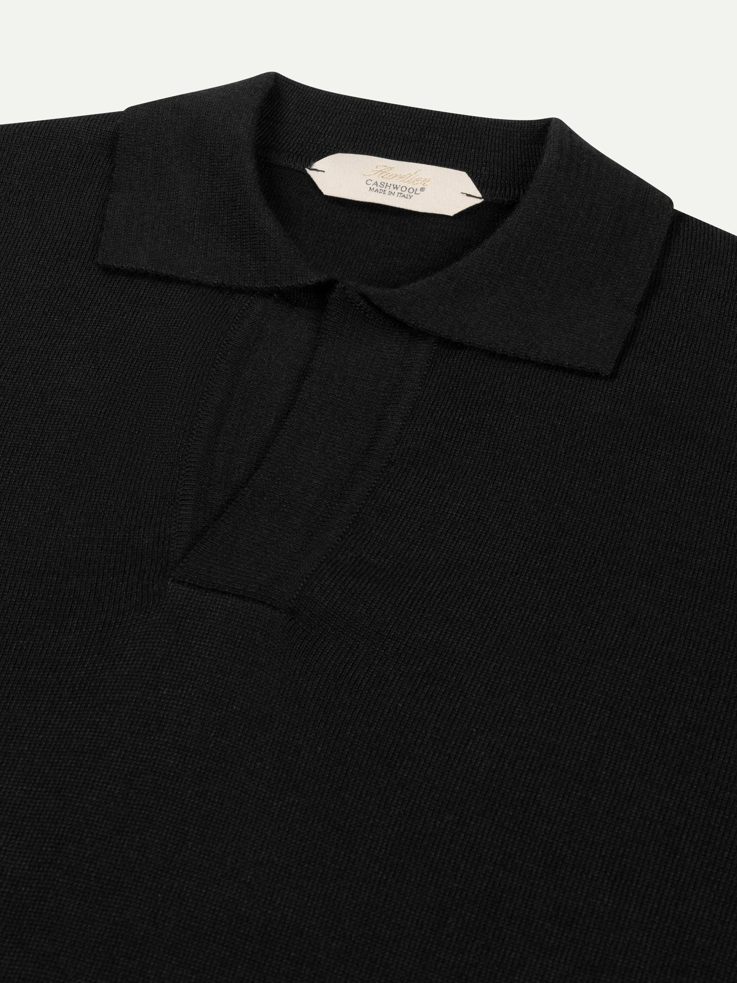 Shortsleeve Buttonless Polo Black sold by Aurelien product image thumbnail 2