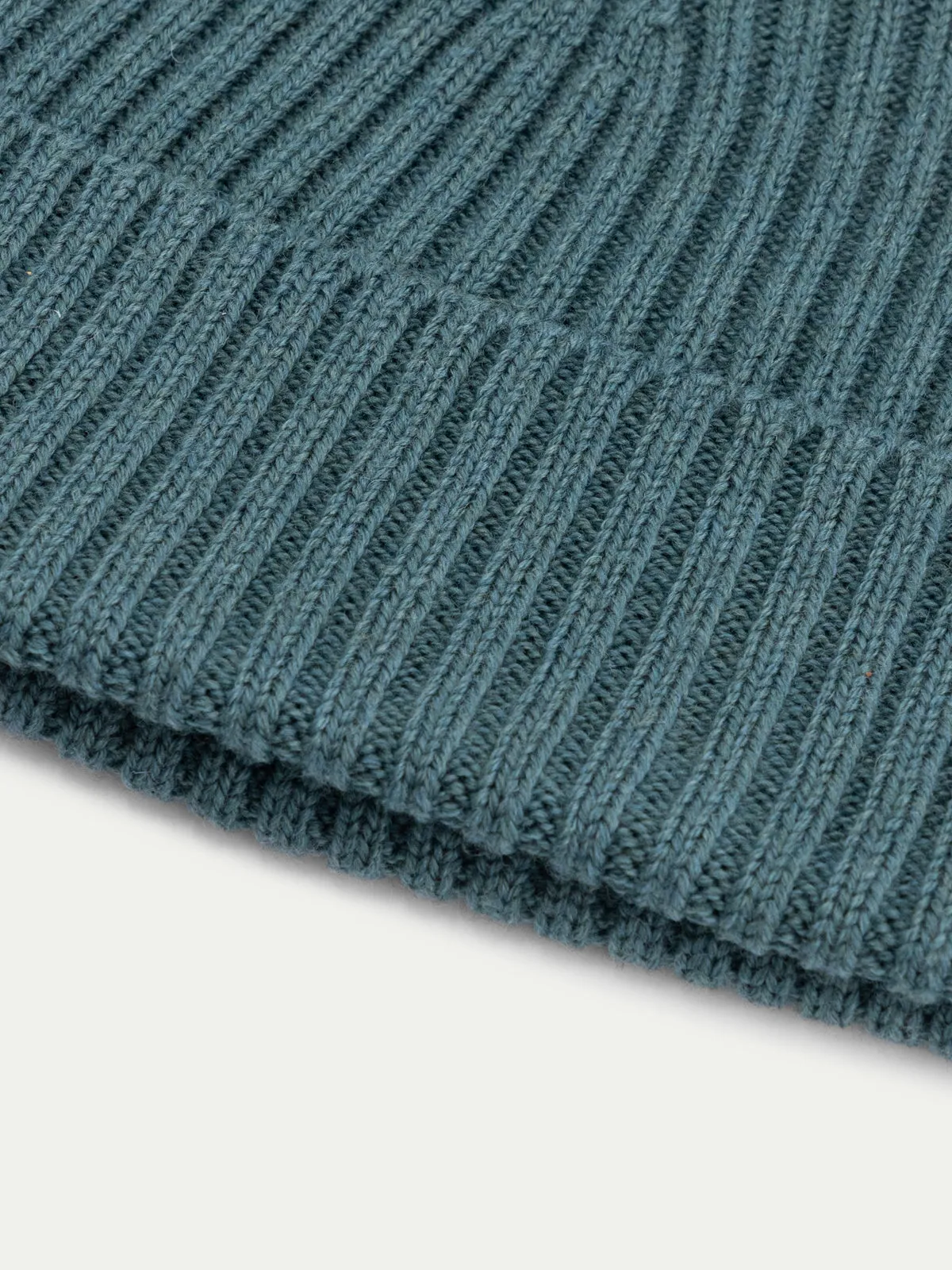 Extrafine Merino Hat Dark Aquamarine sold by Aurelien product image thumbnail 2