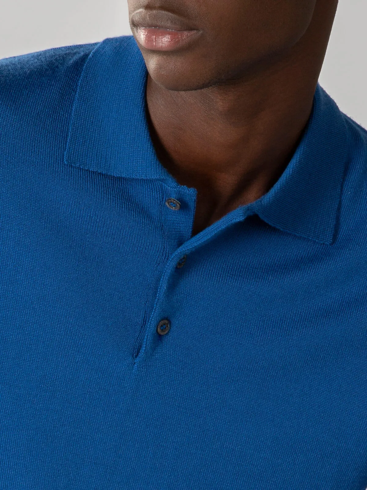 Extrafine Merino Polo Ultramarine sold by Aurelien product image thumbnail 2