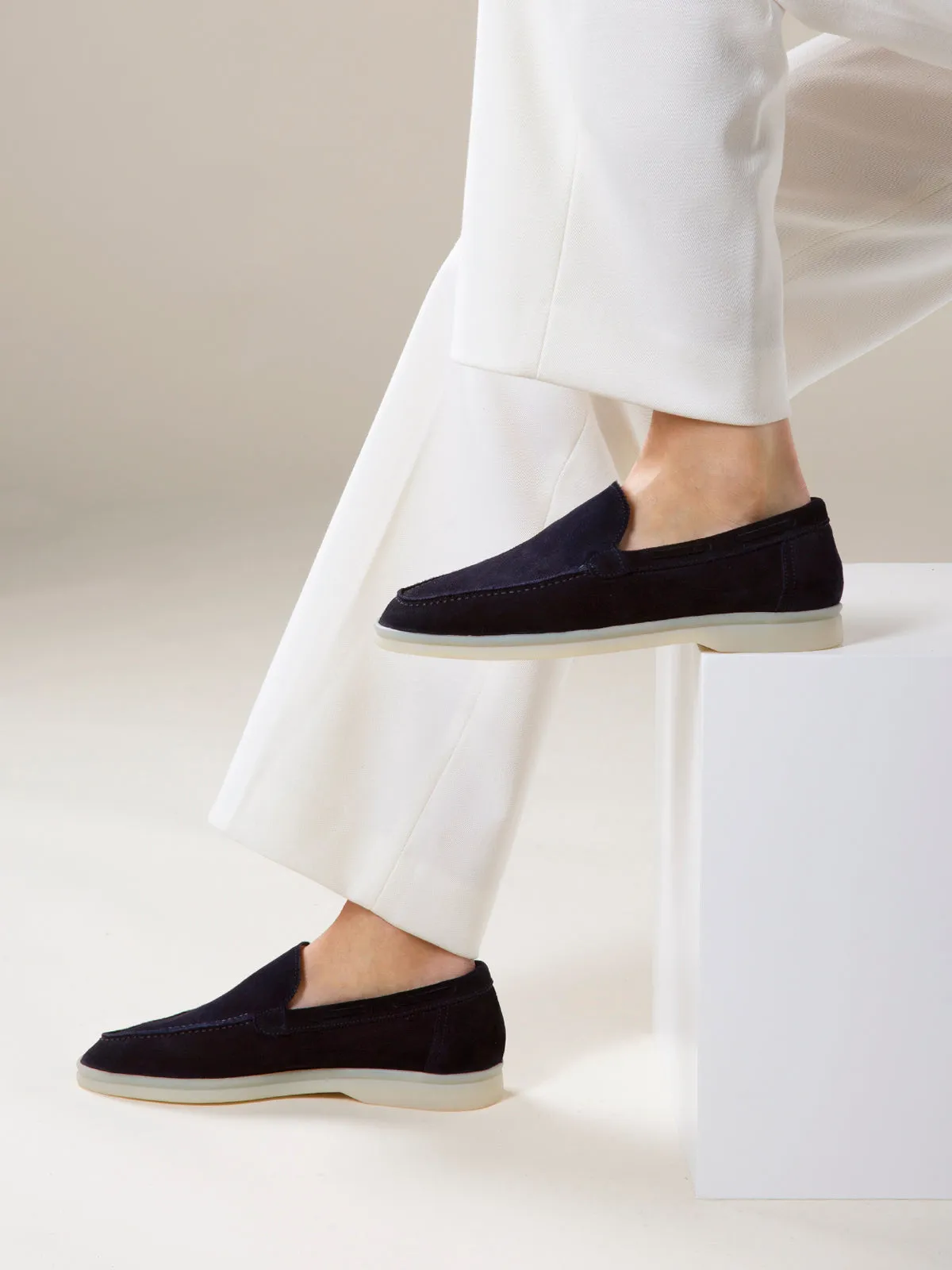 Lady Navy Yacht Loafers sold by Aurelien product image thumbnail 3