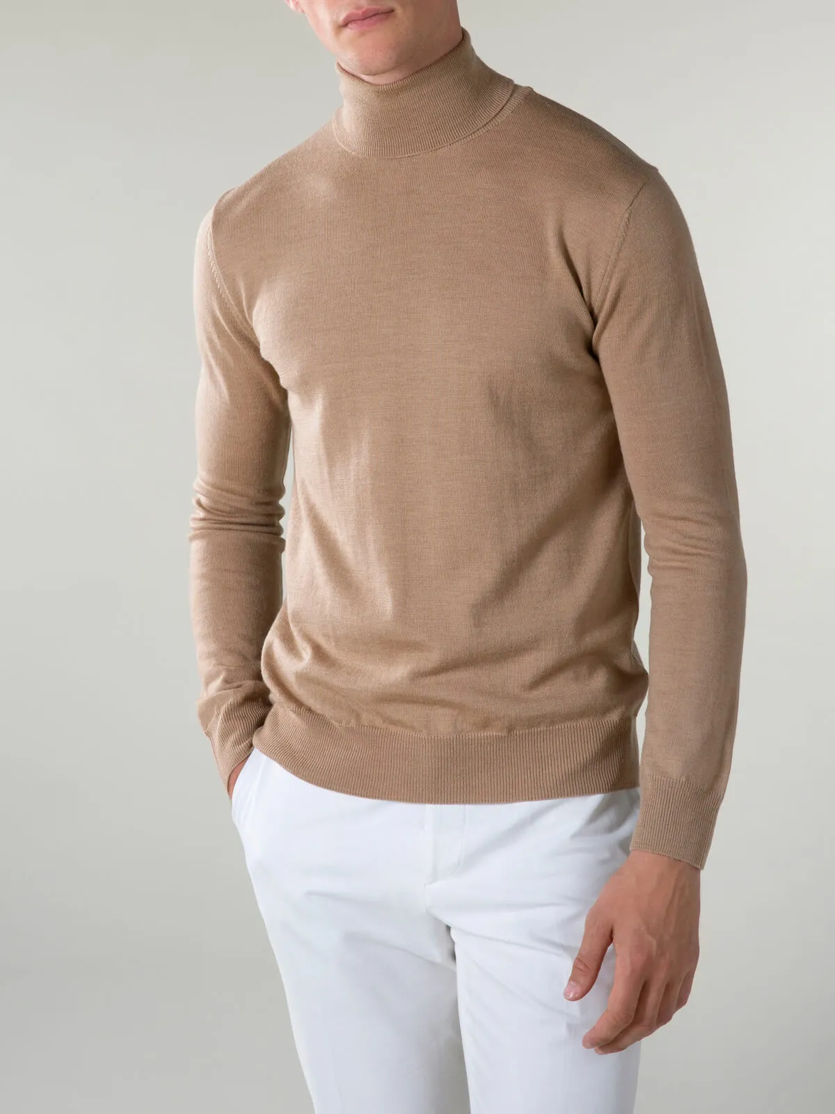 Extrafine Merino Rollneck Beige sold by Aurelien product image thumbnail 3