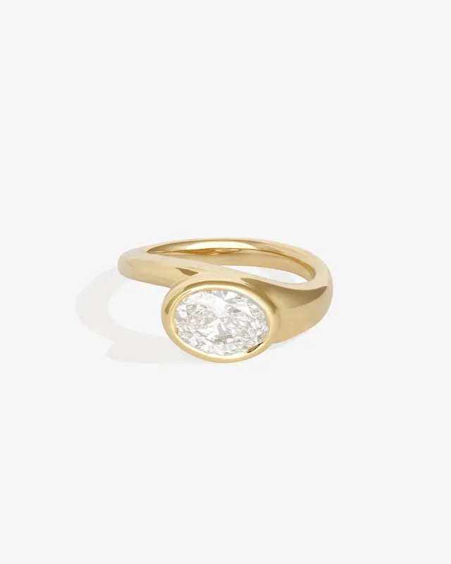Grace Wide Ring Oval Diamond Solid Gold made by Temple of the Sun