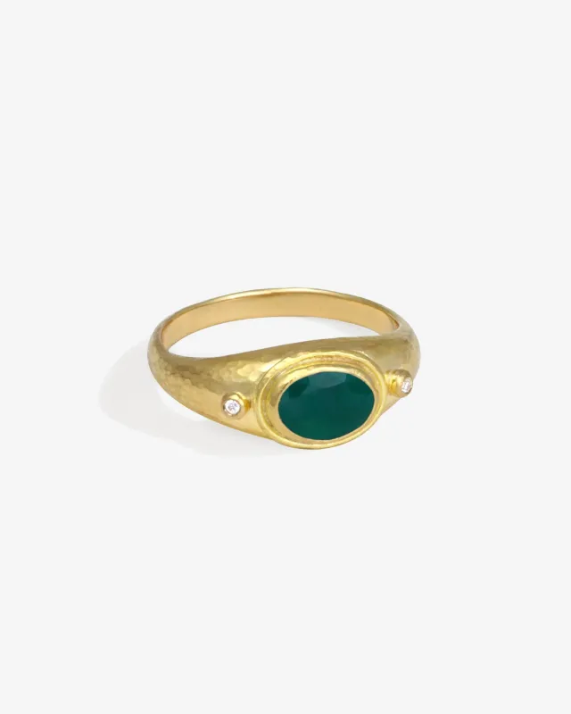 Ceren Ring Emerald Solid Gold made by Heritage