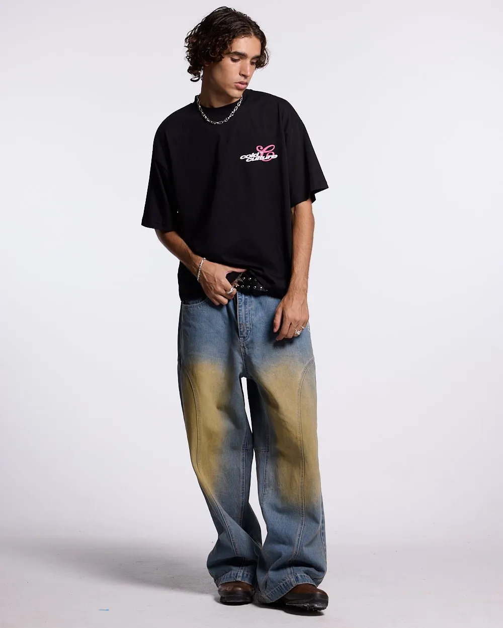 KISS THE BUNNY TEE BLACK sold by Cold Culture product image thumbnail 4