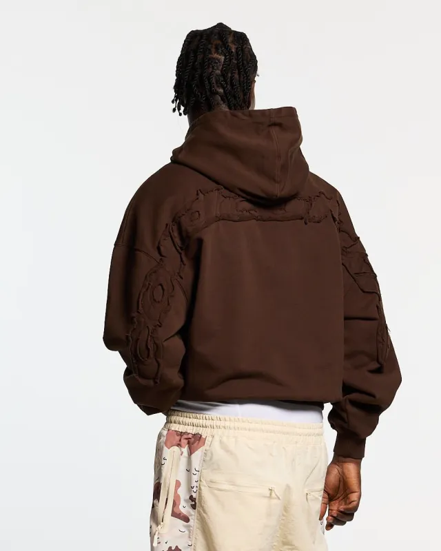 DISTRESS CURVED HOODIE BROWN made by Cold Culture