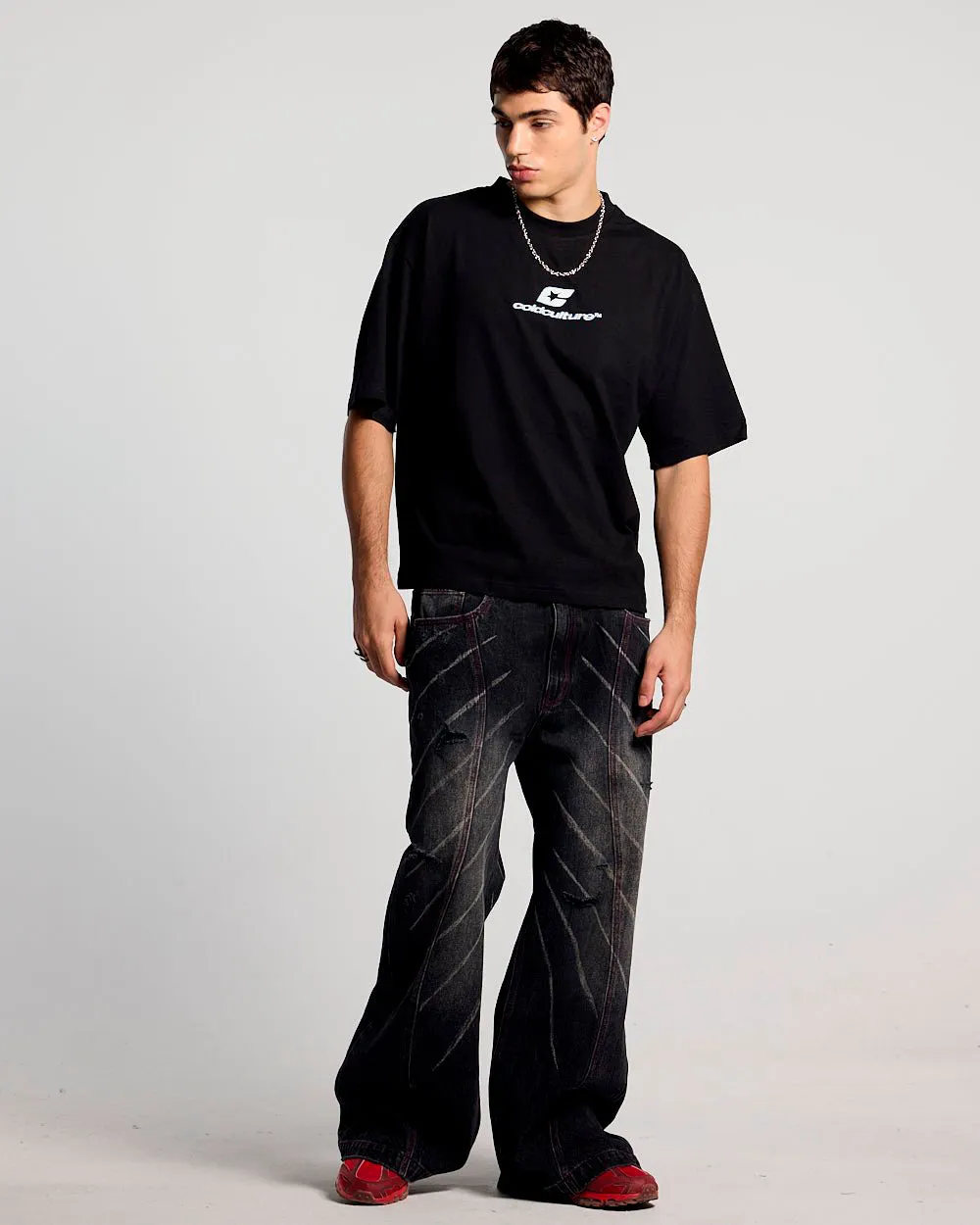 CURVED TEE BLACK & WHITE sold by Cold Culture product image thumbnail 4