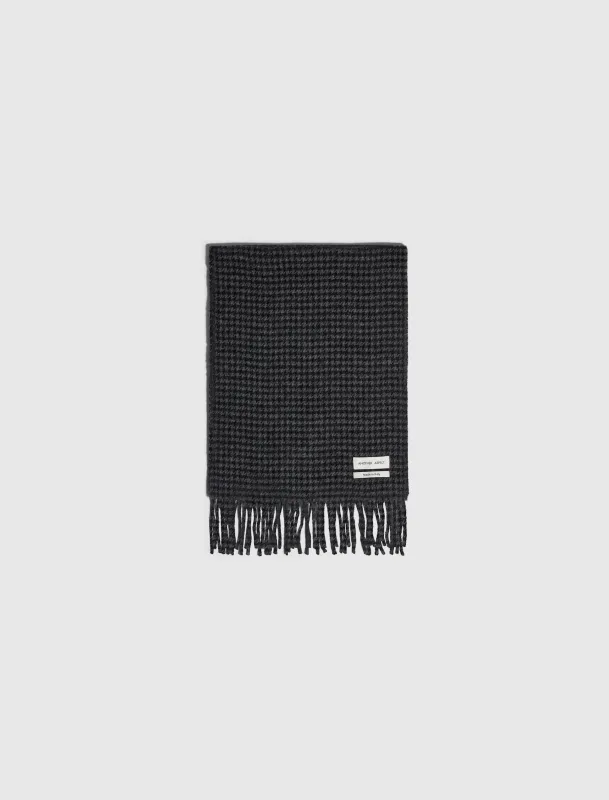 ANOTHER Scarf 1.0, Grey Houndstooth made by ANOTHER ASPECT
