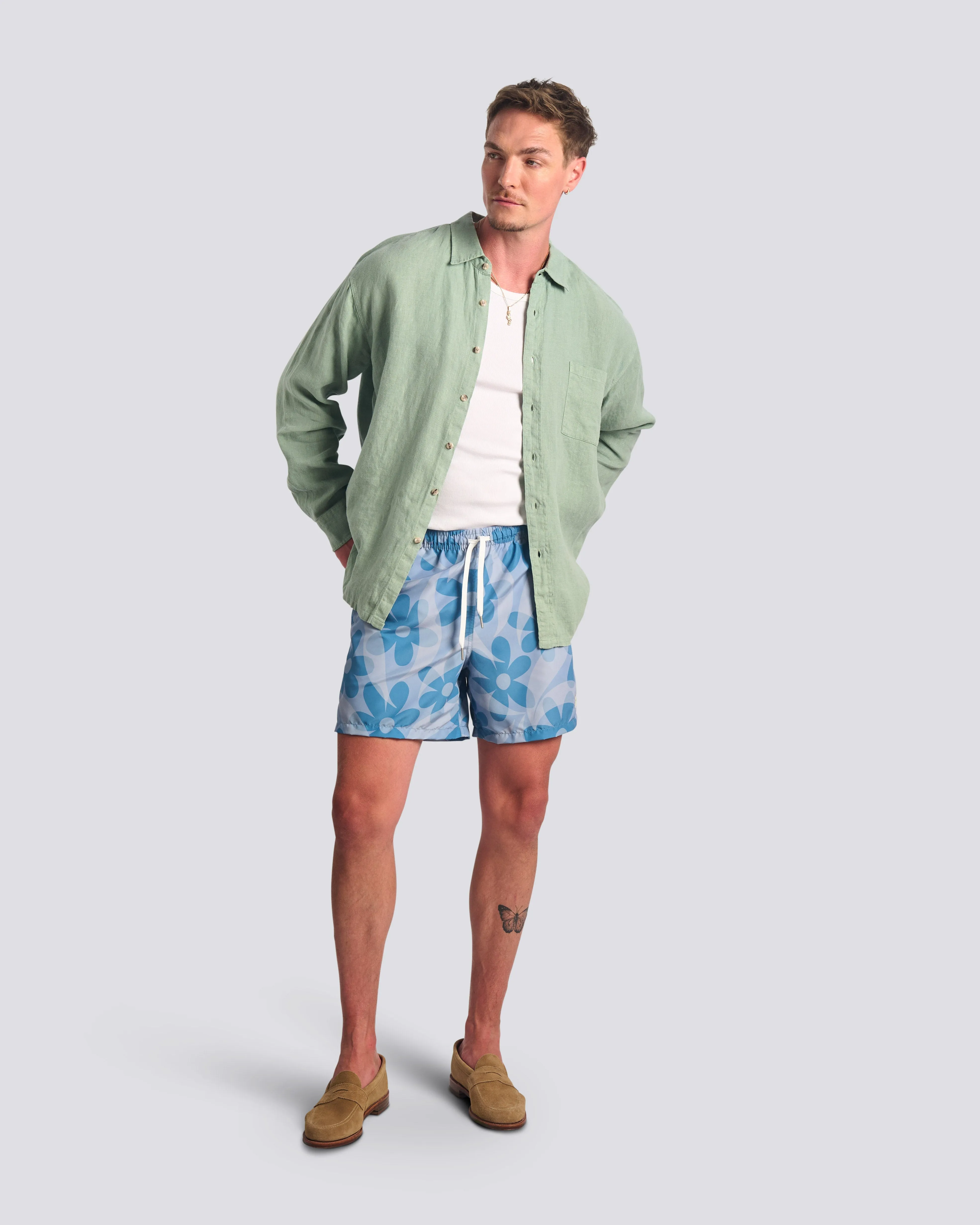 Sage Linen Leisure Shirt sold by Bather product image thumbnail 2