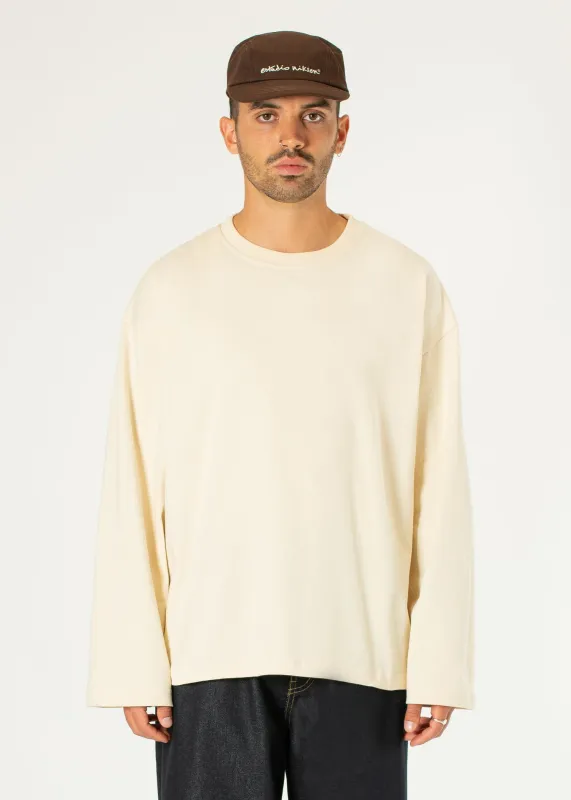 Longsleeve Wide Tee made by Estudio Niksen