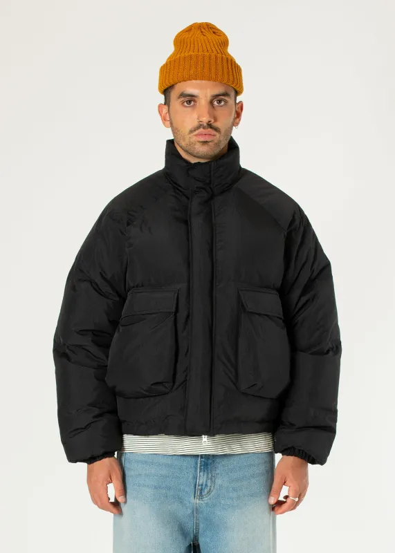 Raglan Puffer Jacket made by Estudio Niksen