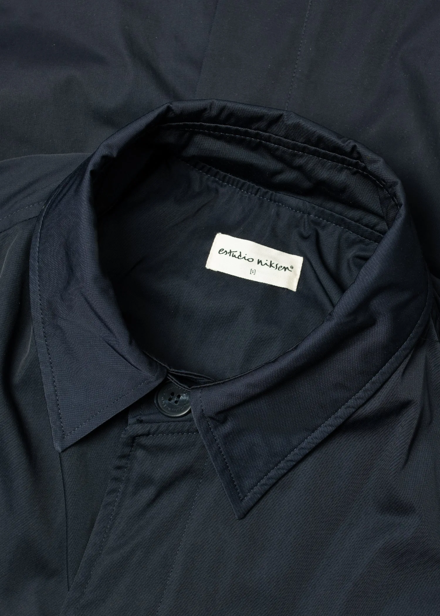 Mac Pocket Coat sold by Estudio Niksen product image thumbnail 5