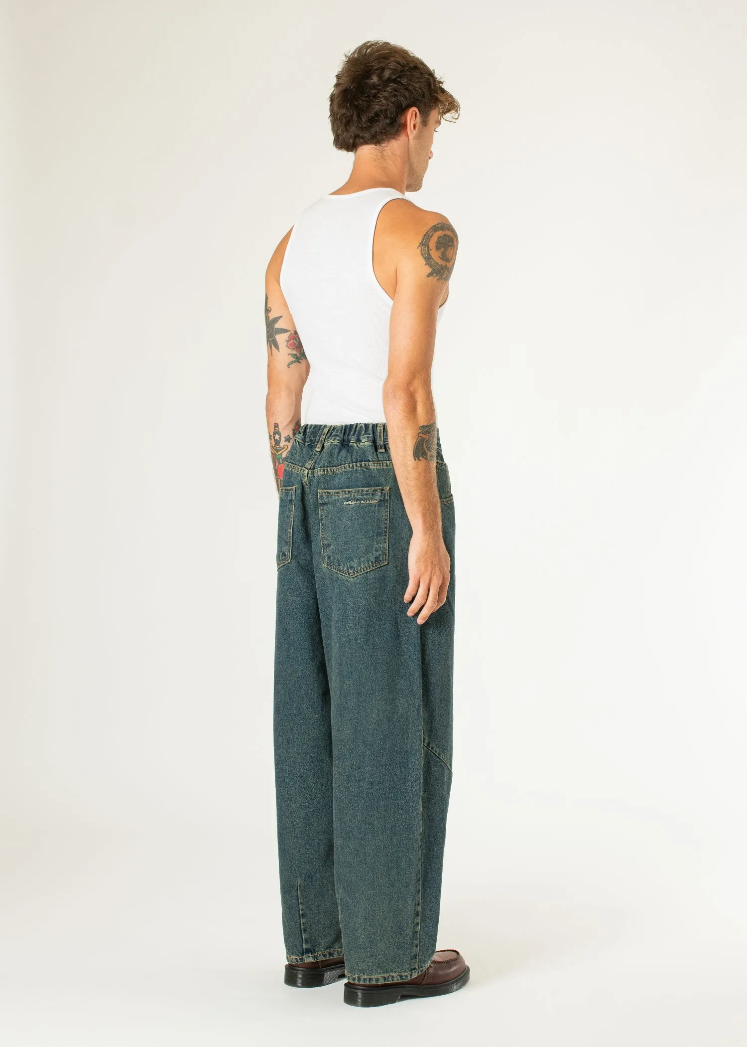 Dart Balloon Jeans sold by Estudio Niksen product image thumbnail 3