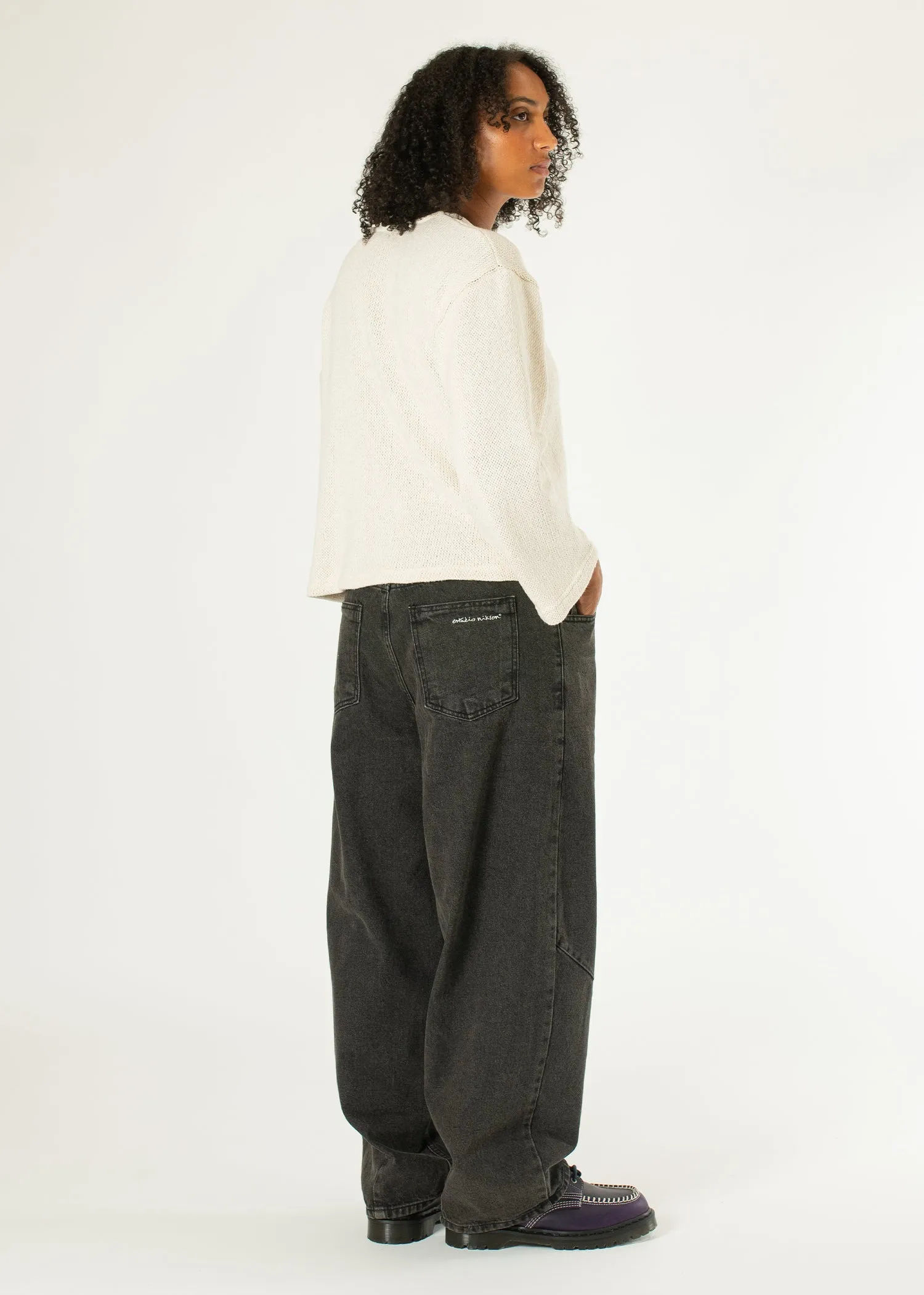 Dart Balloon Jeans sold by Estudio Niksen product image thumbnail 4