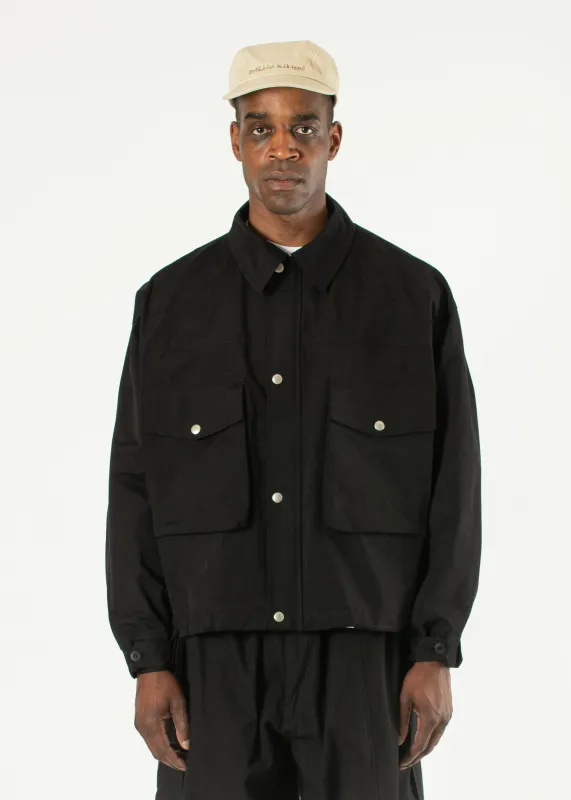 Big-pocket Wind Jacket sold by Estudio Niksen