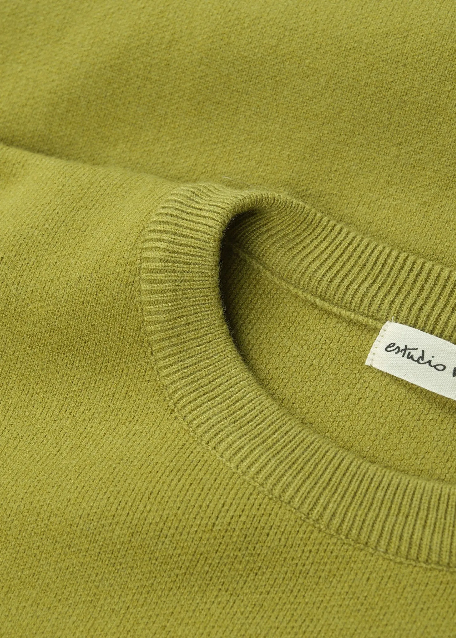 Balloon Heavy Sweater sold by Estudio Niksen product image thumbnail 4