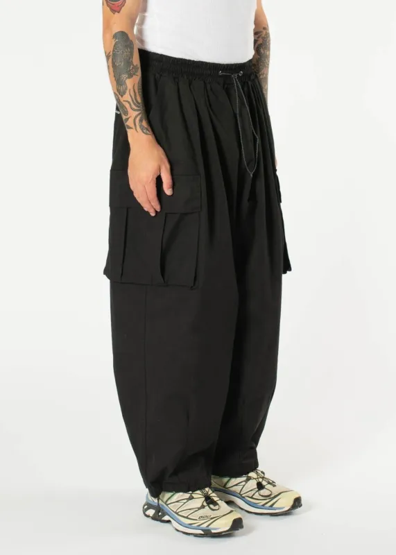 Cargo String Balloon Pants made by Estudio Niksen