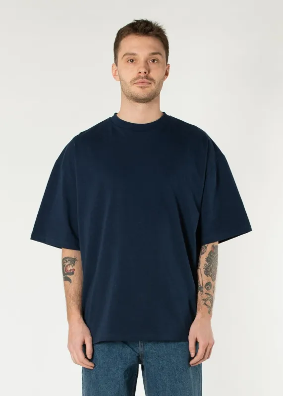 Signature Blank Tee made by Estudio Niksen