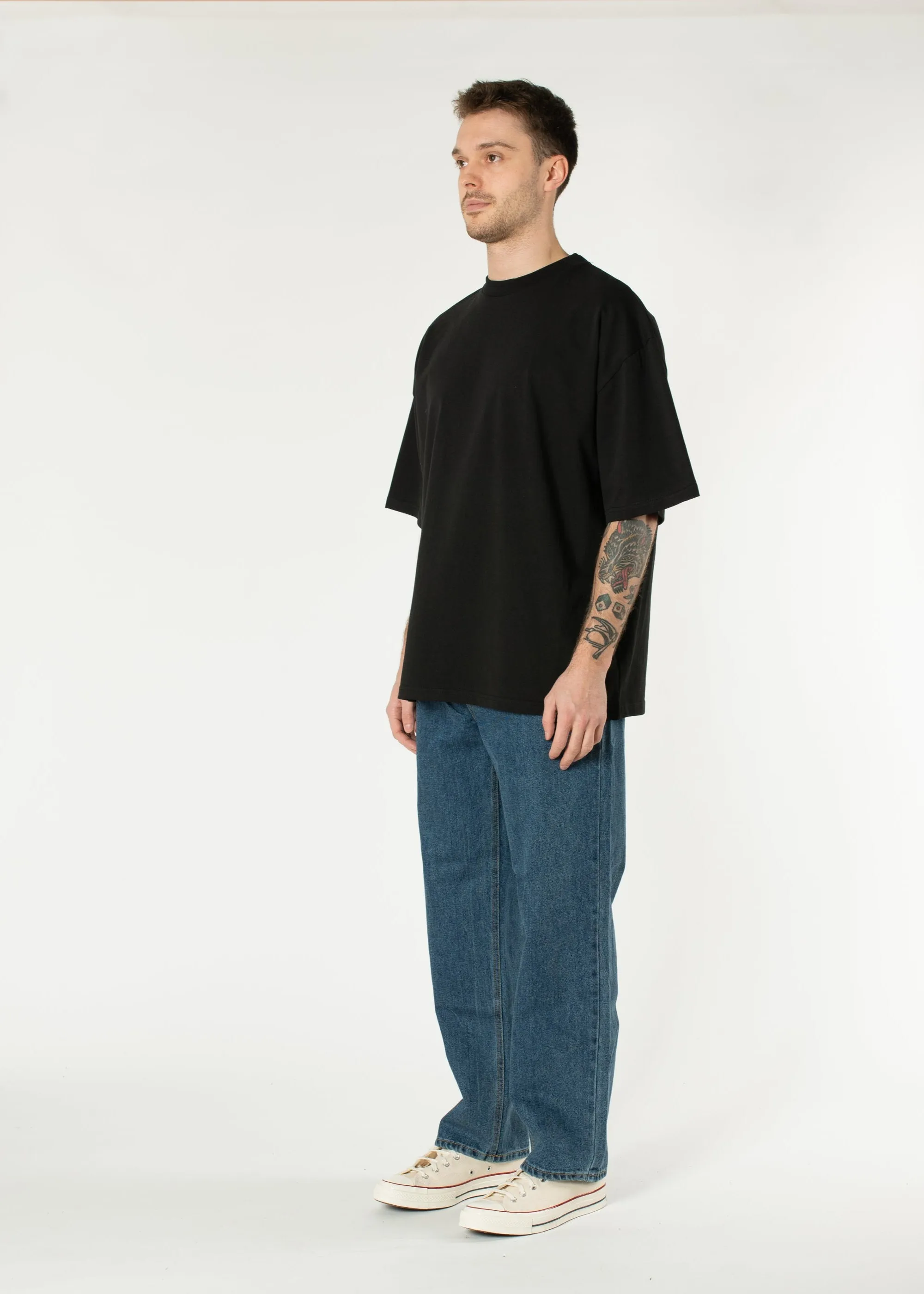 Signature Blank Tee sold by Estudio Niksen product image thumbnail 4