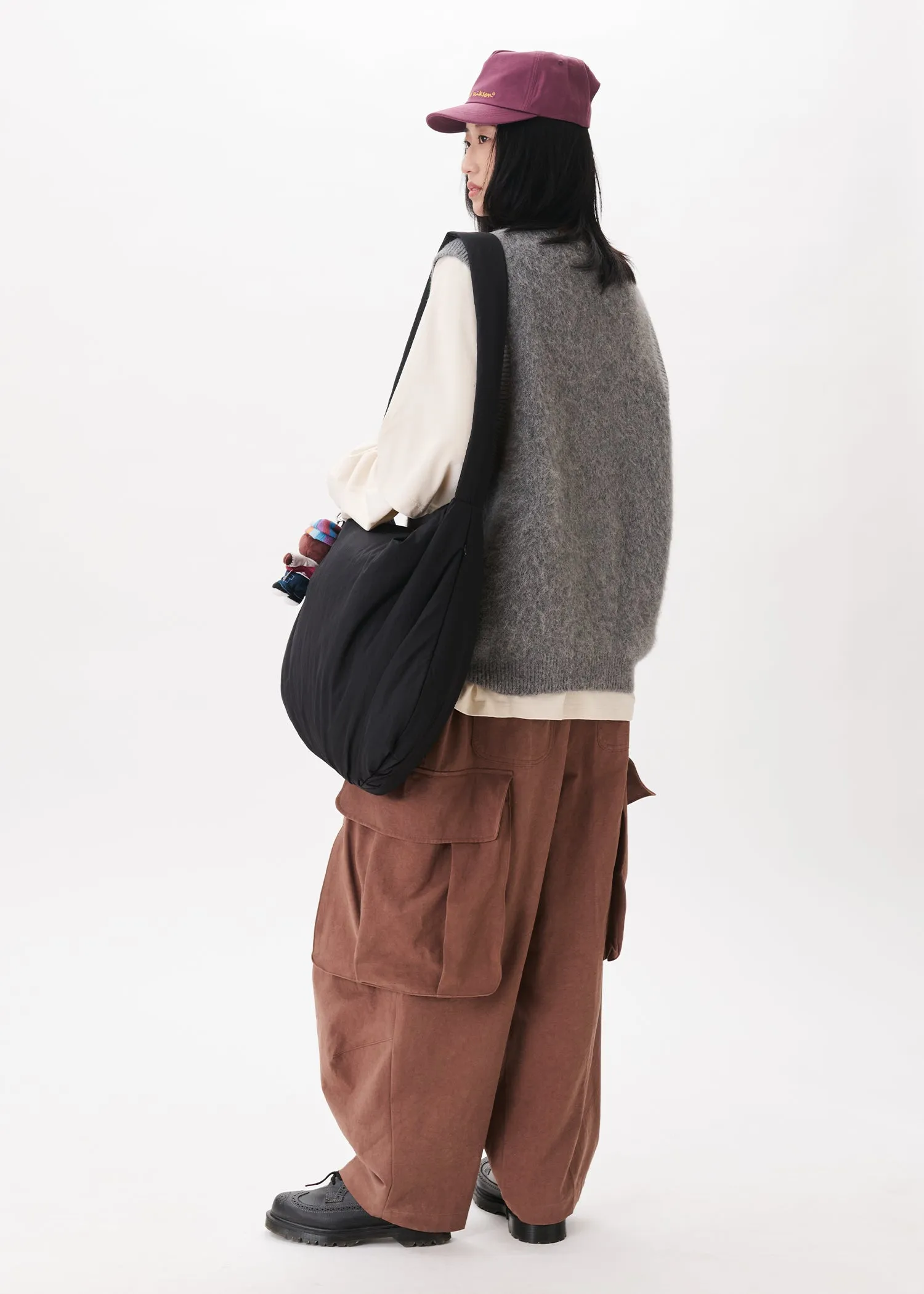 Big-pocket Cargo Pants sold by Estudio Niksen product image thumbnail 5