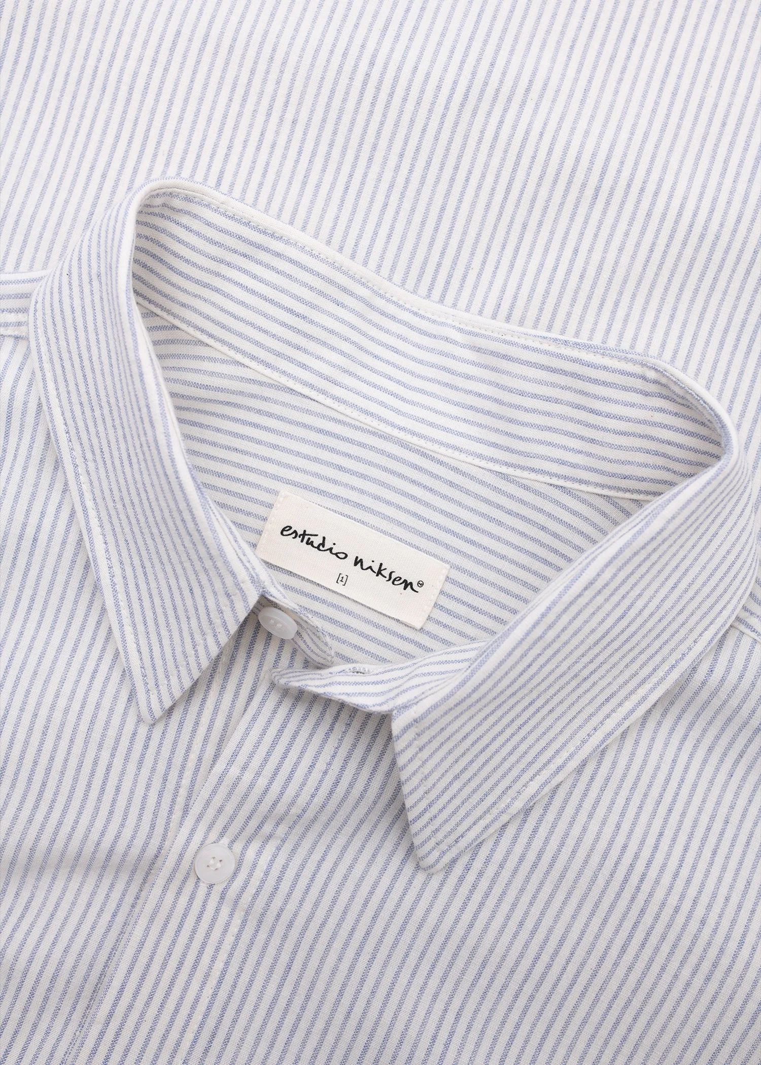 Two-pocket Big Shirt sold by Estudio Niksen product image thumbnail 5