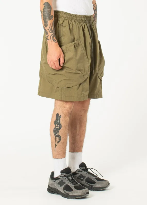 Bungee Cargo Shorts made by Estudio Niksen