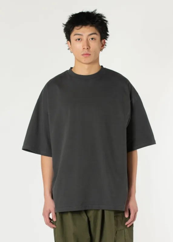 Signature Blank Tee made by Estudio Niksen