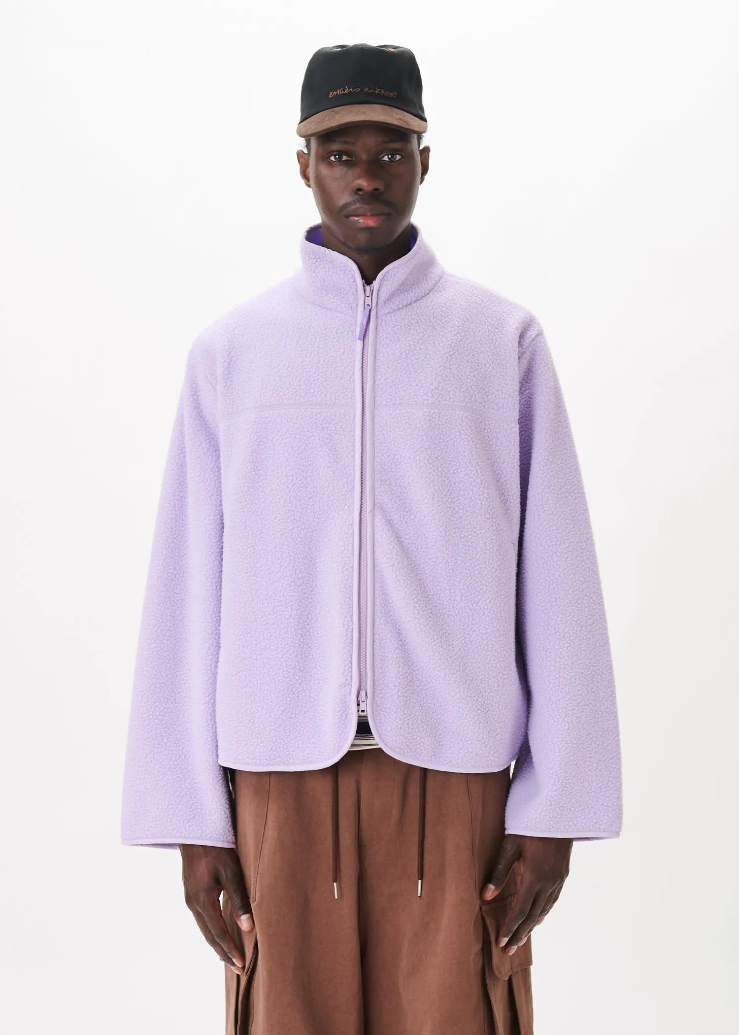 Boxy Wide Fleece sold by Estudio Niksen