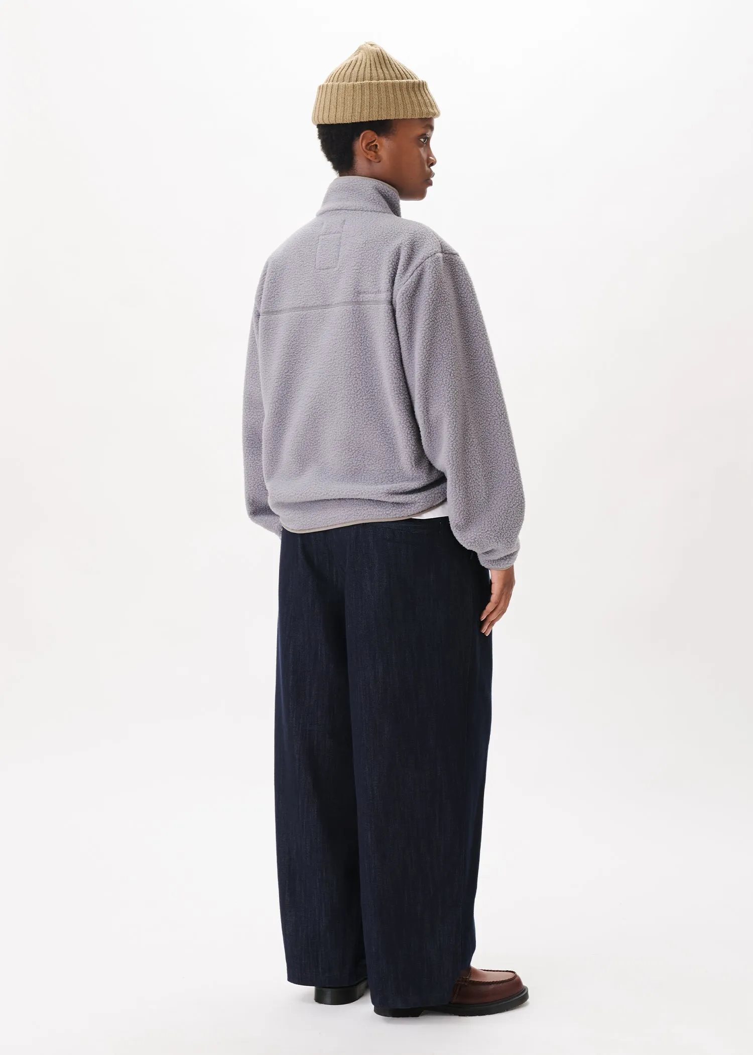 Boxy Wide Fleece sold by Estudio Niksen product image thumbnail 4