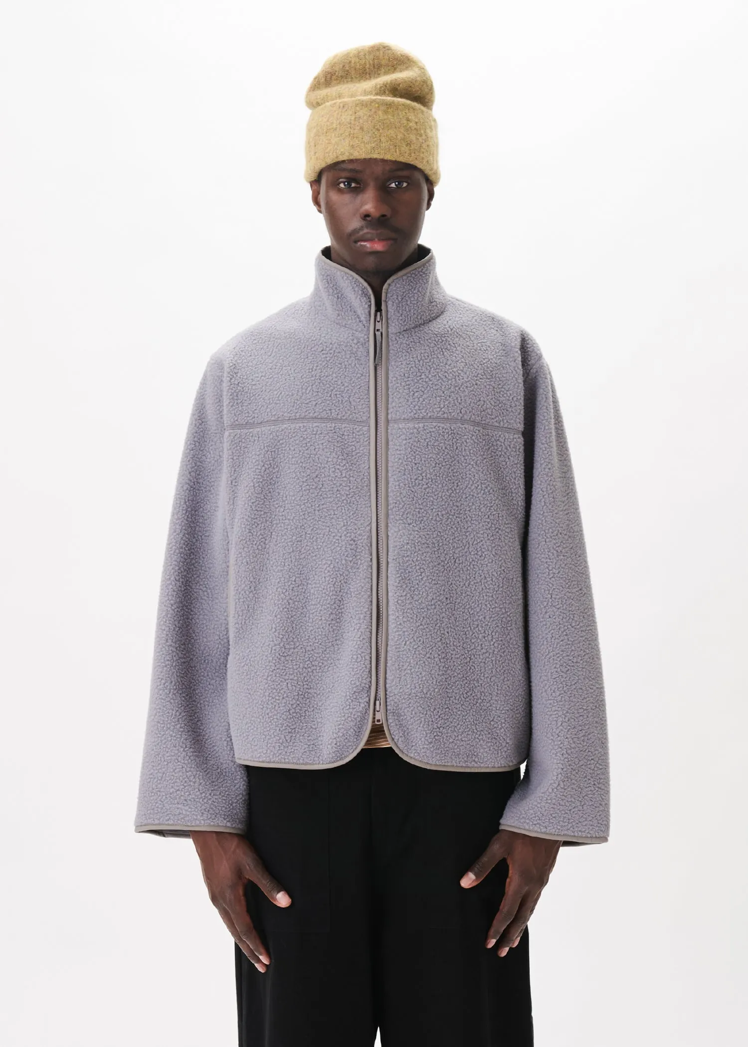 Boxy Wide Fleece sold by Estudio Niksen