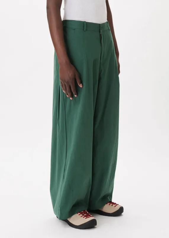 Back-pleat Cotton Trousers made by Estudio Niksen