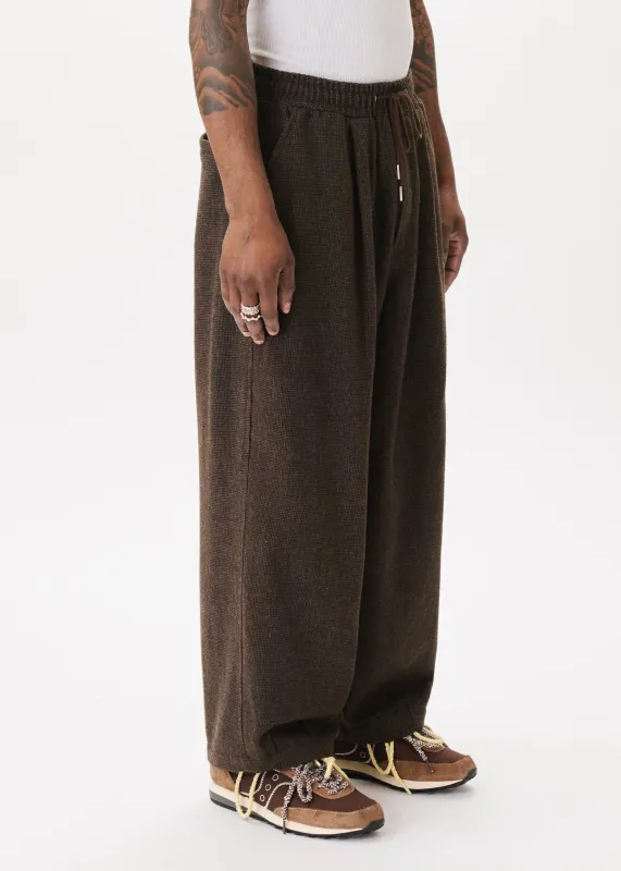 Pintuck Balloon Trousers made by Estudio Niksen