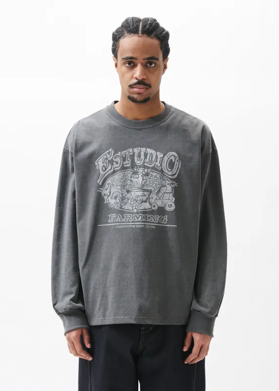 Farming Longsleeve Tee made by Estudio Niksen