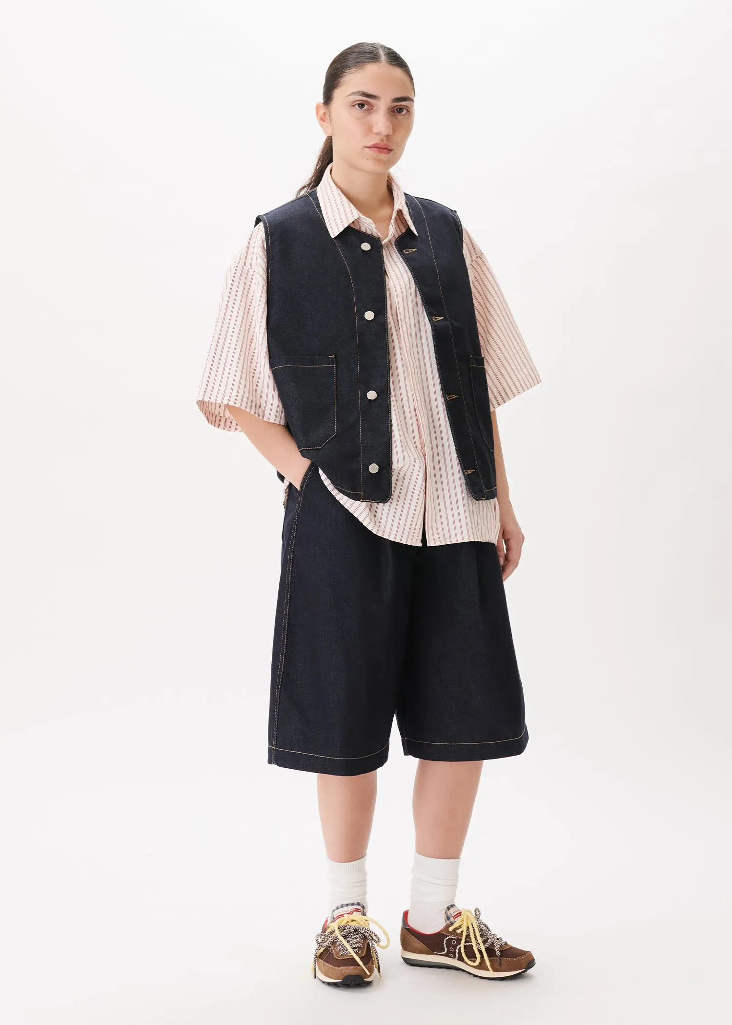Shortsleeve Pleated Shirt sold by Estudio Niksen product image thumbnail 2