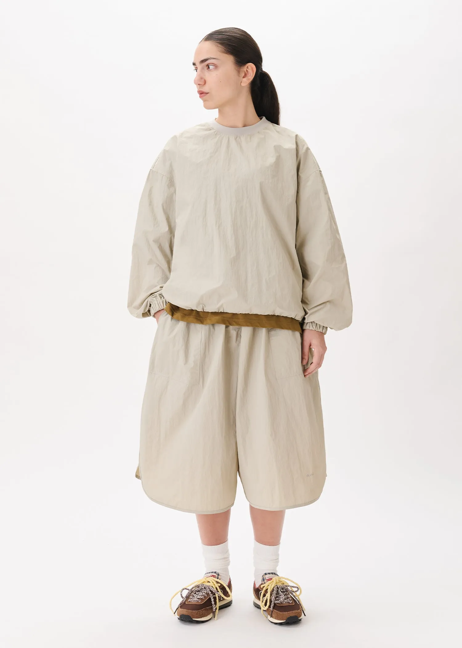 Niksen Walking Crewneck sold by Estudio Niksen product image thumbnail 2