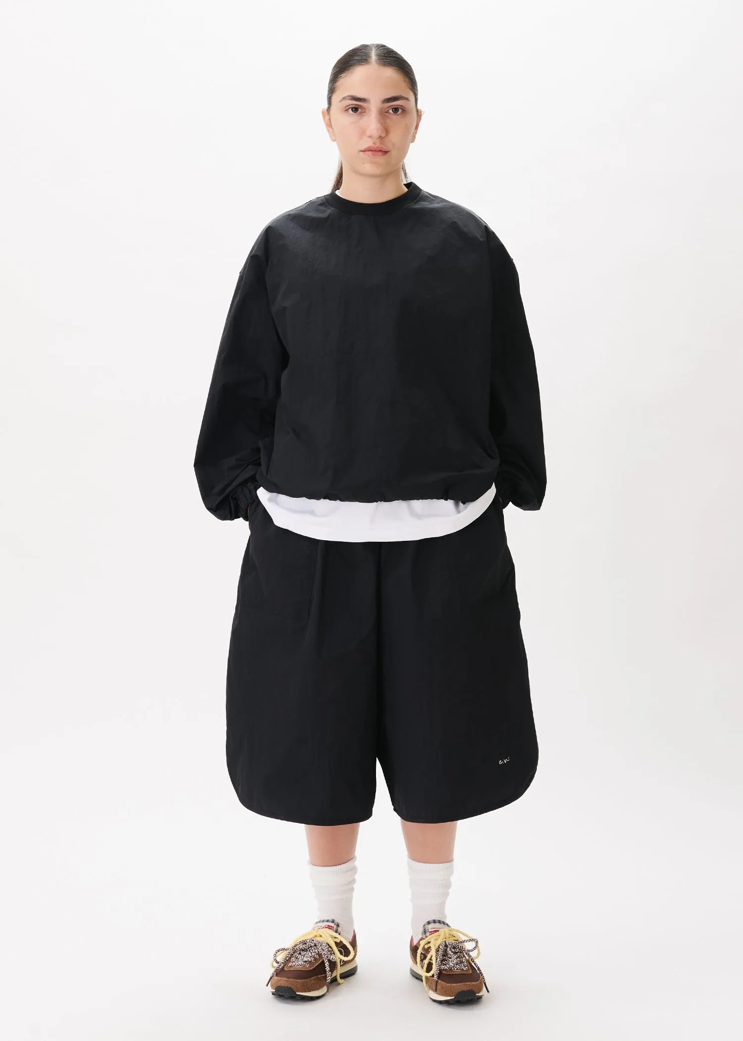 Niksen Walking Shorts sold by Estudio Niksen product image thumbnail 2